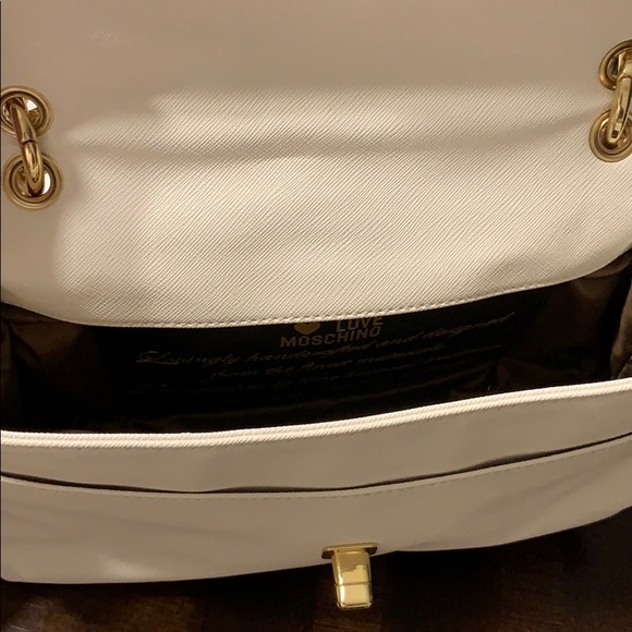 LOVE MOSCHINO Saffiano Owl-Handle Shoulder Bag - Picture 5 of 8